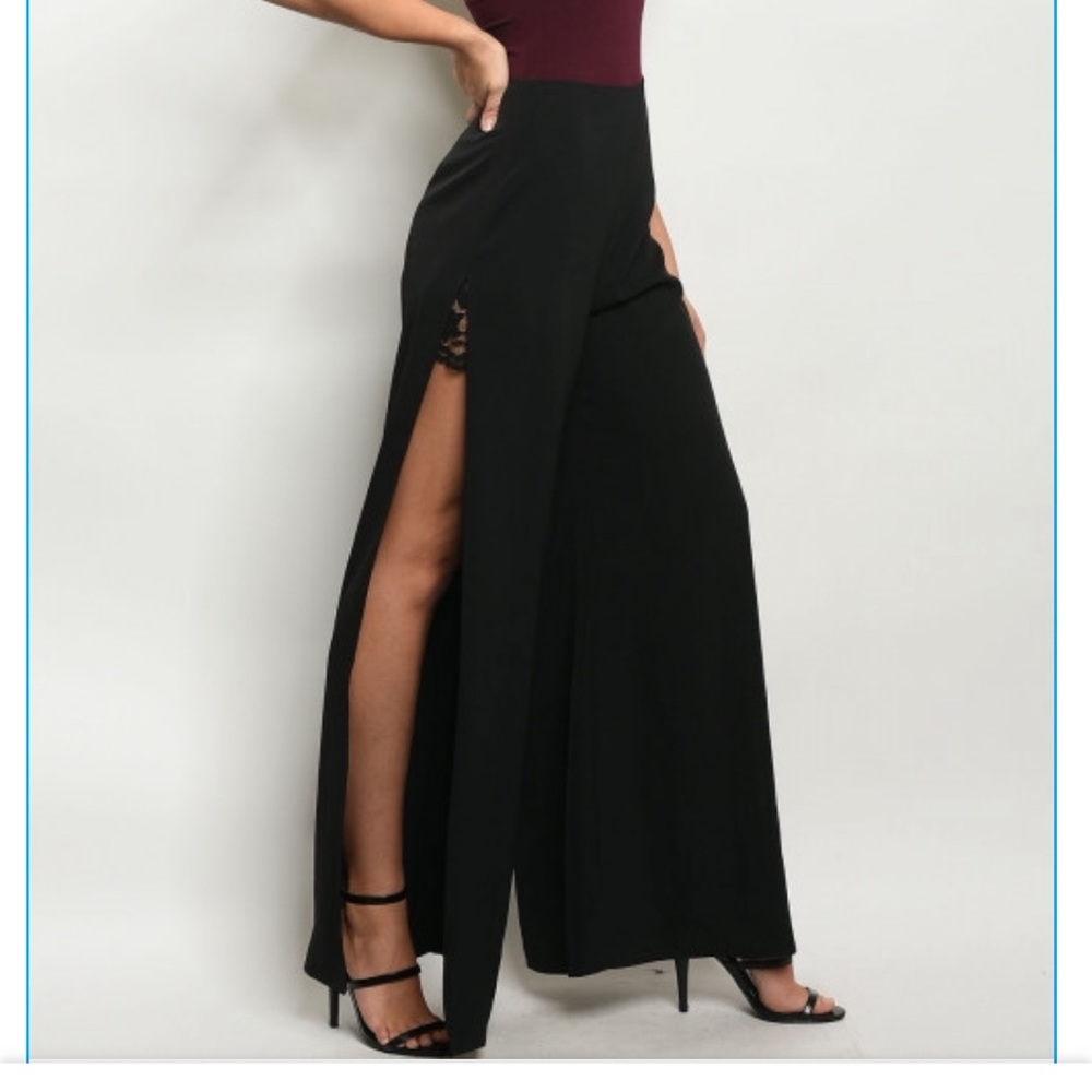 Closet clear 🚨 Fitted waist slit leg trousers